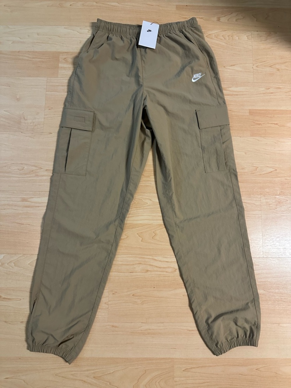 Nike Men's Tan Elastic-Waist Cargo Pants